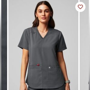 EUC Fabletics Mode Scrub Top - Limited Edition (ONYX) Extra Small